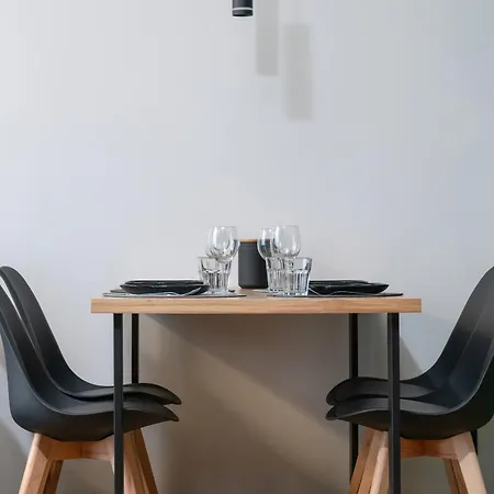 New Apartment Wagrowska With 2 Free Parking Places And Balcony In Poznan By Noclegi Renters Zewnętrze zdjęcie