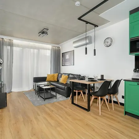 New Apartment Wagrowska With 2 Free Parking Places And Balcony In Poznan By Noclegi Renters Zewnętrze zdjęcie
