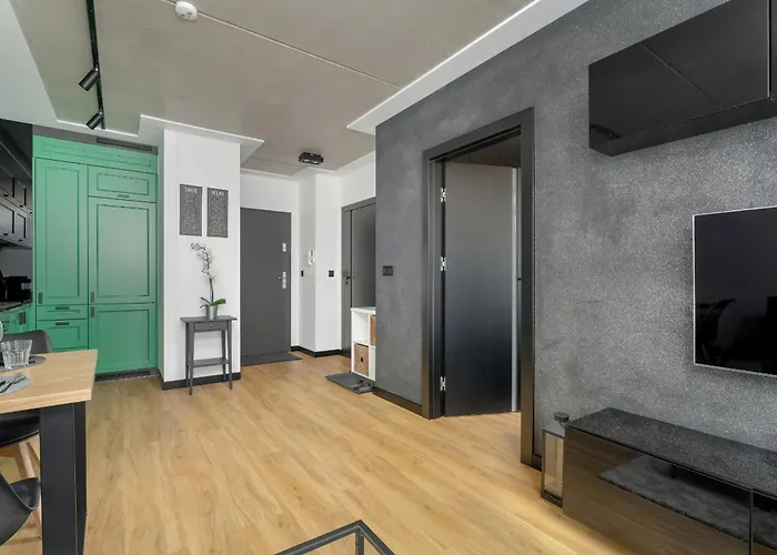 New Apartment Wagrowska With 2 Free Parking Places And Balcony In Poznan By Noclegi Renters