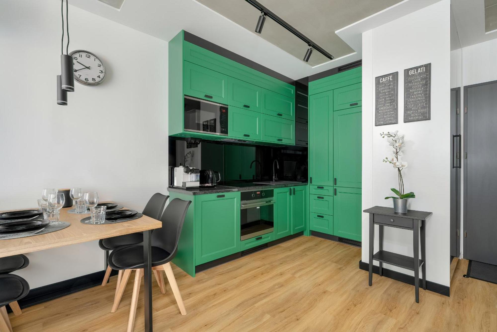 New Wagrowska With 2 Free Parking Places And Balcony In By Renters Apartament